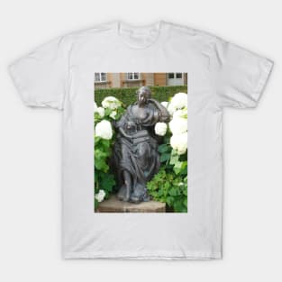 Bayreuth; Upper Franconia; Bavaria;Sculpture; Monument, Margravine, Wilhelmine T-Shirt